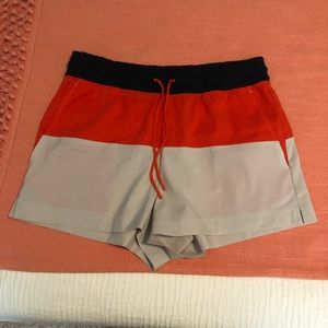 Athleta Oahu Colorblock Short